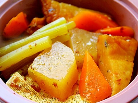 大根と焼き豆腐の煮しめ